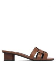 Furla Klapki Cilindro YL25CIL Y62000 AL 03B00 Brązowy. Brązowe klapki damskie Furla, bez wzorów, ze skóry, bez obcasa. Za 1,109.00 zł.