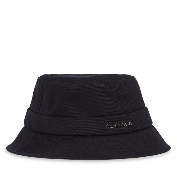 Kapelusz Calvin Klein. Czarne czapki i kapelusze damskie Calvin Klein, bez wzorów. Za 129.99 zł.