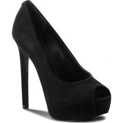 Szpilki GUESS - FLEF24 SUE07 BLACK. Szpilki damskie marki Guess. W wyprzedaży za 379.00 zł.
