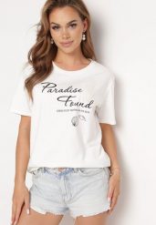 Biały Klasyczny Bawełniany T-shirt z Krótkim Rękawem z Nadrukiem Ozdobiony Perełkami Tiavenna. Białe bluzki damskie Born2be, m, bez wzorów, z bawełny, eleganckie, bez kołnierzyka. Za 39.99 zł.