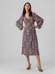 Vero Moda Sukienka codzienna Kira 10290247 Kolorowy Loose Fit. Sukienki damskie Vero Moda, na co dzień, s, bez wzorów, z syntetyku, bez kołnierzyka, bez ramiączek, proste. Za 229.99 zł.
