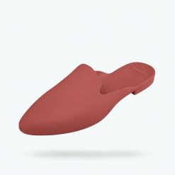 Klapki damskie NATIVE AVA BLOOM. Czerwone klapki damskie Native Shoes, bez wzorów, bez obcasa. Za 99.99 zł.