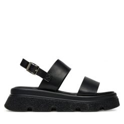 Sandały DeeZee. Czarne sandały damskie DeeZee, bez wzorów, bez obcasa, na płaskiej podeszwie, bez zapięcia. Za 109.99 zł.