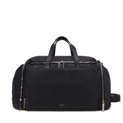Torba Calvin Klein. Czarne torby sportowe męskie Calvin Klein, bez wzorów, małe. Za 459.99 zł.