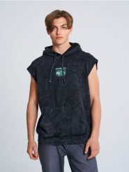 Bluza bez rękawów z kapturem i nadrukiem Rick & Morty - szary. Szare bluzy męskie Sinsay, l, bez wzorów, z kapturem. Za 59.99 zł.