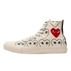 Buty do chodzenia dla dorosłych Converse Comme des Garçons White Heart Print. Białe trampki i tenisówki damskie Converse, bez wzorów, bez zapięcia. W wyprzedaży za 1,201.80 zł.