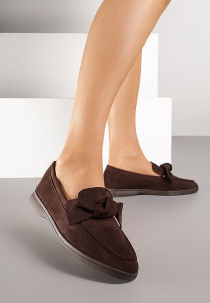 Brązowe Mokasyny z Aplikacją Kokardek Tulavira. Brązowe mokasyny damskie Renee, eleganckie. Za 79.99 zł.