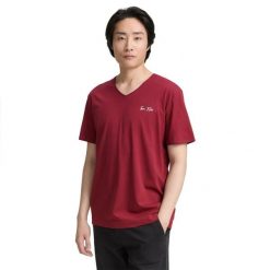 Męska Koszulka Tom Tailor Printed V-neck T-shirt Deep Red 1047775 35930. Czerwone t-shirty męskie Tom Tailor, m, bez wzorów, bez kołnierzyka. Za 59.99 zł.