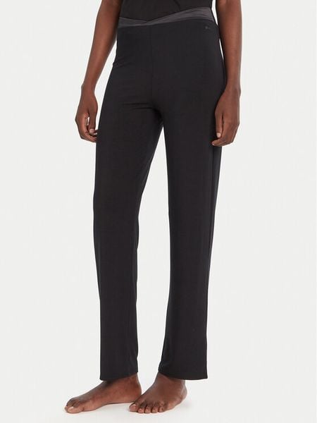 BOSS Spodnie dresowe Sheen 50545593 Czarny Regular Fit. Czarne spodnie dresowe damskie Boss, m, bez wzorów, z dresówki. Za 219.99 zł.