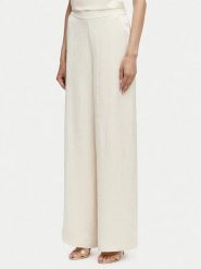 Guess Spodnie materiałowe W6GB2 8W2103 Beżowy jasny Wide Leg. Brązowe spodnie materiałowe damskie Guess, s, z aplikacjami, z materiału. Za 474.99 zł.
