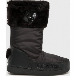 Love Moschino - Śniegowce. Czarne śniegowce i trapery damskie Love Moschino, z materiału. Za 679.90 zł.