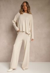 Jasnobeżowy Komplet z Dzianiny z Wiskozą Spodnie Wide Leg i Sweter ze Zdobieniami Miomea. Brązowe spodnie materiałowe damskie Renee, z aplikacjami, z dzianiny. Za 209.99 zł.