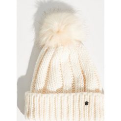 Czapka z pomponem - Kremowy. Białe czapki i kapelusze damskie Sinsay. Za 24.99 zł.