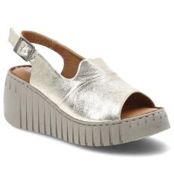 Sandały damskie Artiker, cholewka ze skóry naturalnej licowej pasek wokół pięty z regulacją na metalową klamrę, złote, 58C3368. Żółte klapki damskie Artiker, bez wzorów, ze skóry, bez obcasa, na koturnie, bez zapięcia. Za 249.00 zł.