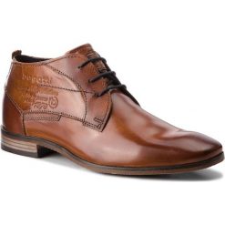 Półbuty BUGATTI - 311-15104-2500-6300 Cognac. Półbuty na co dzień męskie marki Bugatti. W wyprzedaży za 309.00 zł.