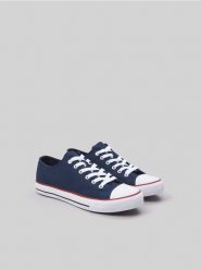 Trampki - granatowy. Niebieskie trampki i tenisówki damskie Sinsay, bez wzorów, klasyczne, bez zapięcia. Za 39.99 zł.