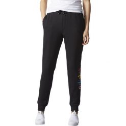Adidas Spodnie damskie Regular Cuffed Trackpant czarne r. S (AY6612). Spodnie dresowe damskie marki Adidas. Za 186.49 zł.