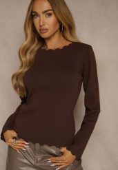 Brązowy Sweter z Wiskozą i Ozdobną Falbanką Mevidella. Brązowe swetry damskie Renee, m, bez wzorów, z jeansu, casualowe, bez kołnierzyka, bez ramiączek, bez kaptura. Za 109.99 zł.