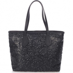 Skórzany shopper bag w kolorze czarnym - 43 x 28 x 16 cm. Czarne torebki shopper damskie Black Bags, w paski, ze skóry. W wyprzedaży za 346.95 zł.