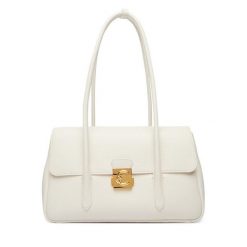 Torebka Coccinelle. Torebki do ręki damskie Coccinelle, bez wzorów, klasyczne, bez dodatków. Za 1,539.00 zł.