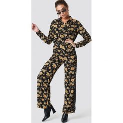 Moves Spodnie Utalja - Black,Multicolor,Yellow. Czarne spodnie materiałowe damskie Moves, z materiału. Za 242.95 zł.