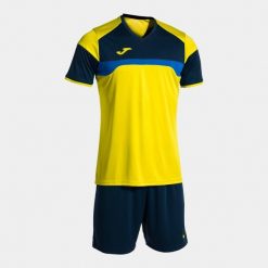 Zestaw koszulka i spodenki Joma Danubio III. Niebieskie krótkie spodenki sportowe męskie Joma, m, bez wzorów, na fitness i siłownię. Za 252.50 zł.
