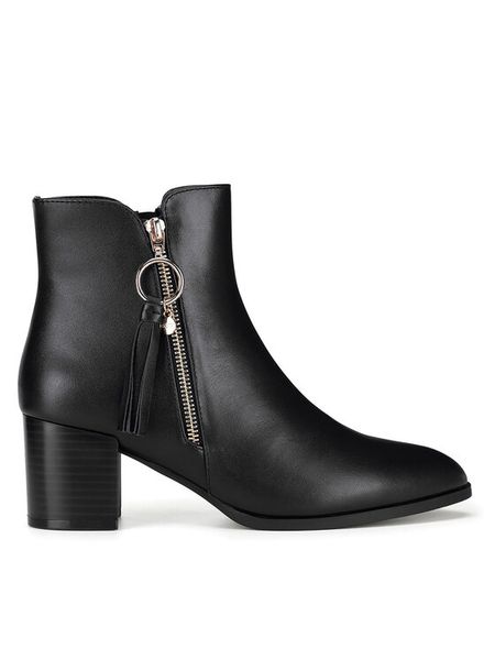 MEXX Botki MX/006C-WYL Czarny. Czarne botki damskie Mexx, ze skóry, bez obcasa, na słupku, bez zapięcia. Za 369.99 zł.