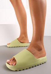 Jasnozielone Klapki z Pianki z Odkrytym Noskiem Birea. Zielone klapki damskie Renee, bez wzorów, bez obcasa. Za 29.99 zł.