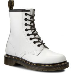 Glany DR. MARTENS - 1460 10072100 White. Białe kozaki damskie Dr. Martens, z materiału. Za 669.00 zł.