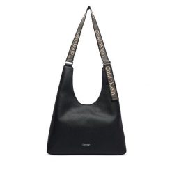 Torebka Calvin Klein. Czarne torebki do ręki damskie Calvin Klein, bez wzorów, klasyczne, bez dodatków. Za 569.99 zł.