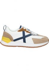 Tenisówki Munich Model Versatile Kolor Biały. Białe trampki i tenisówki damskie munich, bez wzorów, z materiału, bez zapięcia. Za 356.50 zł.