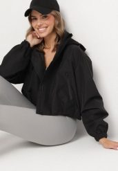 Czarna Kurtka Wiatrówka o Kroju Oversize Natilessa. Czarne kurtki damskie Born2be, na wiosnę, l, bez wzorów, z jeansu. Za 179.99 zł.