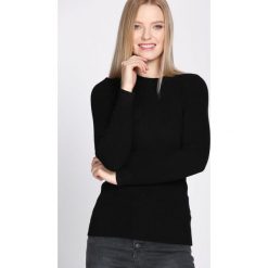 Czarny Sweter Reasonableness. Czarne swetry damskie Born2be, na jesień. Za 34.99 zł.