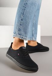 Czarne Tenisówki Vices w Klasycznym Stylu Gallriva. Czarne trampki i tenisówki damskie Born2be, bez wzorów, klasyczne, bez zapięcia. Za 44.99 zł.