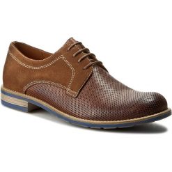 Półbuty GINO ROSSI - Aldo MPV682-V29-XBR5-0183-0 28/82. Brązowe półbuty na co dzień męskie Gino Rossi, z materiału, eleganckie, bez zapięcia. W wyprzedaży za 229.00 zł.
