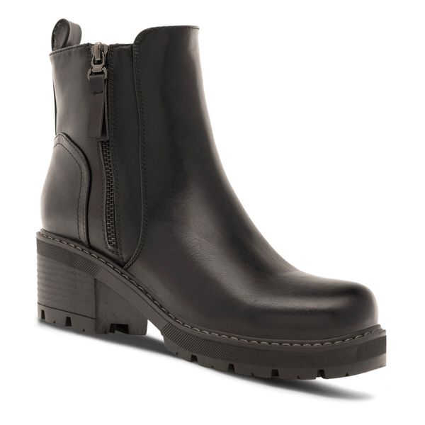 Botki Clara Barson. Czarne botki damskie Clara Barson, bez obcasa, na słupku, bez zapięcia. Za 159.99 zł.