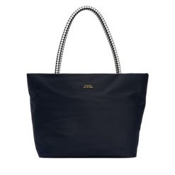 Torebka Tommy Hilfiger. Niebieskie torebki do ręki damskie Tommy Hilfiger, bez wzorów, z nylonu, marine, bez dodatków. Za 569.99 zł.