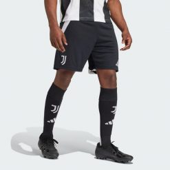 Szorty Juventus 24/25 Home. Białe krótkie spodenki sportowe męskie Adidas, l, bez wzorów, z materiału, do piłki nożnej. Za 199.00 zł.