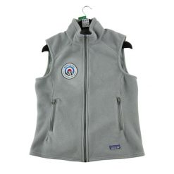 Second life - Kurtka polarowa Synchilla dla kobiet - Stan bardzo dobry. Szare kurtki damskie Patagonia, bez wzorów, z polaru, bez kaptura, trekkingowe. Za 190.31 zł.