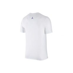 Koszulka męska nike air jordan 11 retro camp'd out tee white. Białe koszulki sportowe męskie Jordan, m, bez wzorów, bez kołnierzyka, bez ramiączek, do koszykówki. Za 139.00 zł.