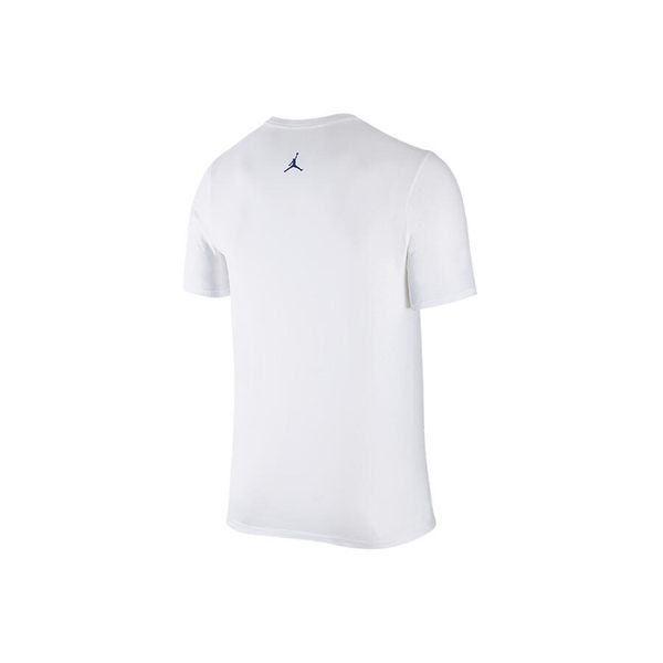 Koszulka męska nike air jordan 11 retro camp'd out tee white. Białe koszulki sportowe męskie Jordan, m, bez wzorów, bez kołnierzyka, bez ramiączek, do koszykówki. Za 139.00 zł.