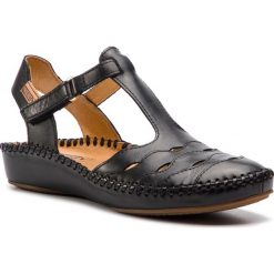 Sandały PIKOLINOS - 655-0707 Black 1. Czarne klapki damskie Pikolinos, bez wzorów, z materiału, bez obcasa, bez zapięcia. W wyprzedaży za 339.00 zł.