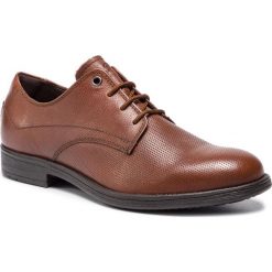 Półbuty GEOX - U Jaylon A U92Y7A 000EM C0013 Brown. Eleganckie półbuty marki Geox. W wyprzedaży za 329.00 zł.