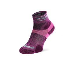 Skarpety do biegania Bridgedale UL T2 MERINO 3/4 LD. Czerwone skarpety damskie Bridgedale, bez wzorów, z elastanu. Za 91.99 zł.