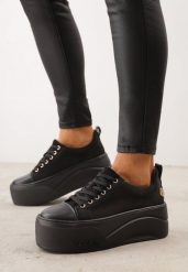 Czarne Sneakersy VICES na Grubej Podeszwie z Napisem Zelka. Czarne obuwie sportowe damskie Born2be, z aplikacjami. Za 149.99 zł.