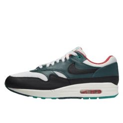 Buty do chodzenia dla dorosłych Air Max 1 Liverpool Lebron James. Zielone obuwie sportowe damskie Nike, bez wzorów, z gumy, do koszykówki, nike air max. Za 742.00 zł.