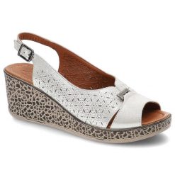 Srebrne Sandały Lanqier Damskie Buty Na Lato. Szare klapki damskie Lanqier, w ażurowe wzory, ze skóry, bez obcasa, na koturnie, bez zapięcia. Za 139.00 zł.