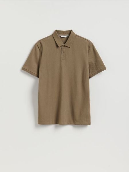 Koszulka polo regular ze strukturalnej dzianiny - brązowy. Brązowe koszulki polo męskie Reserved, l, bez wzorów, z bawełny, bez ramiączek. W wyprzedaży za 69.99 zł.