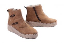 Rieker N2882-24 brown, botki damskie. Brązowe botki damskie Rieker, bez obcasa, bez zapięcia. Za 339.92 zł.