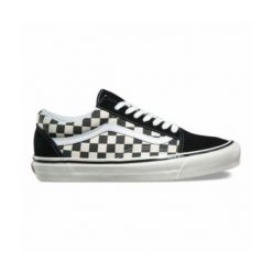 Buty do chodzenia unisex Vans Old Skool Primary. Białe trampki męskie Vans, bez wzorów, z materiału, bez zapięcia. Za 494.00 zł.